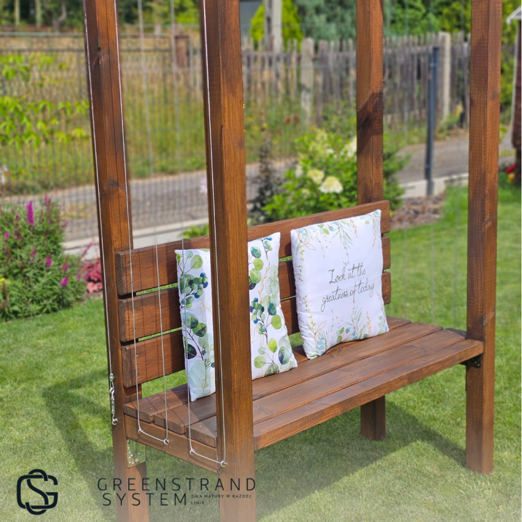 Ławka z pergolą GSS - realizacja LJ logo 5.png