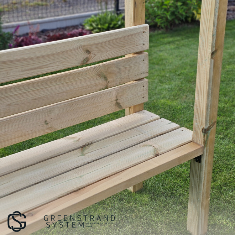 Ławka z pergolą GSS - realizacja LJ logo 7.png