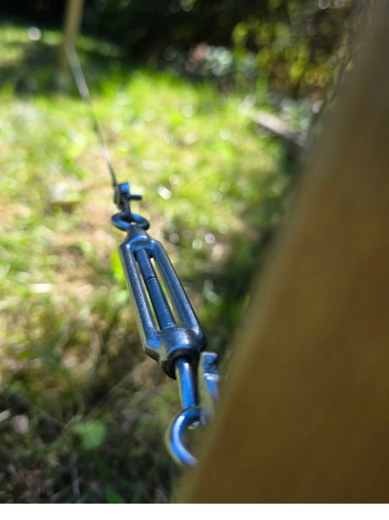 greenstrand-pergola-k-mini-natural-cable-tensioner-detail.png