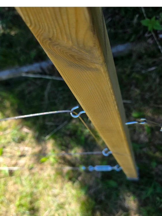 greenstrand-pergola-k-mini-natural-timber-cable-detail.png